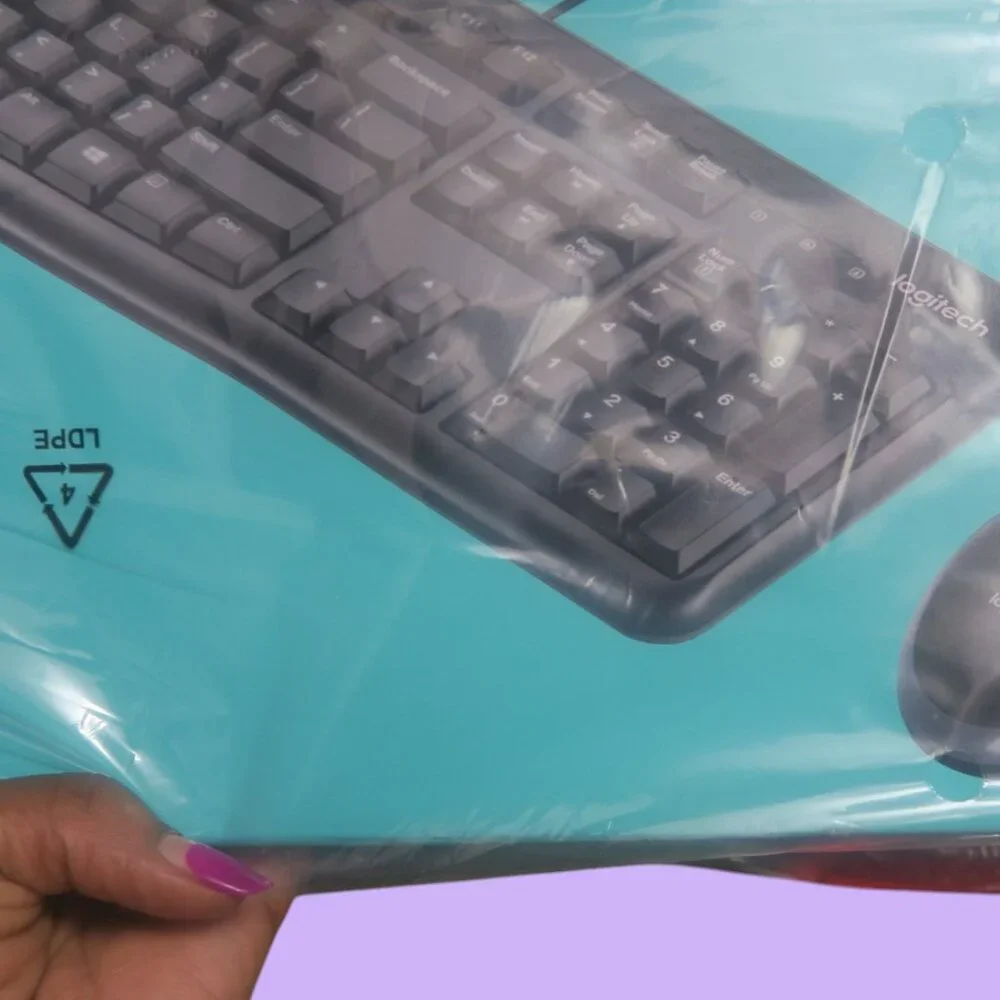 Logitech MK120 keyboard and mouse combo in black. NIB